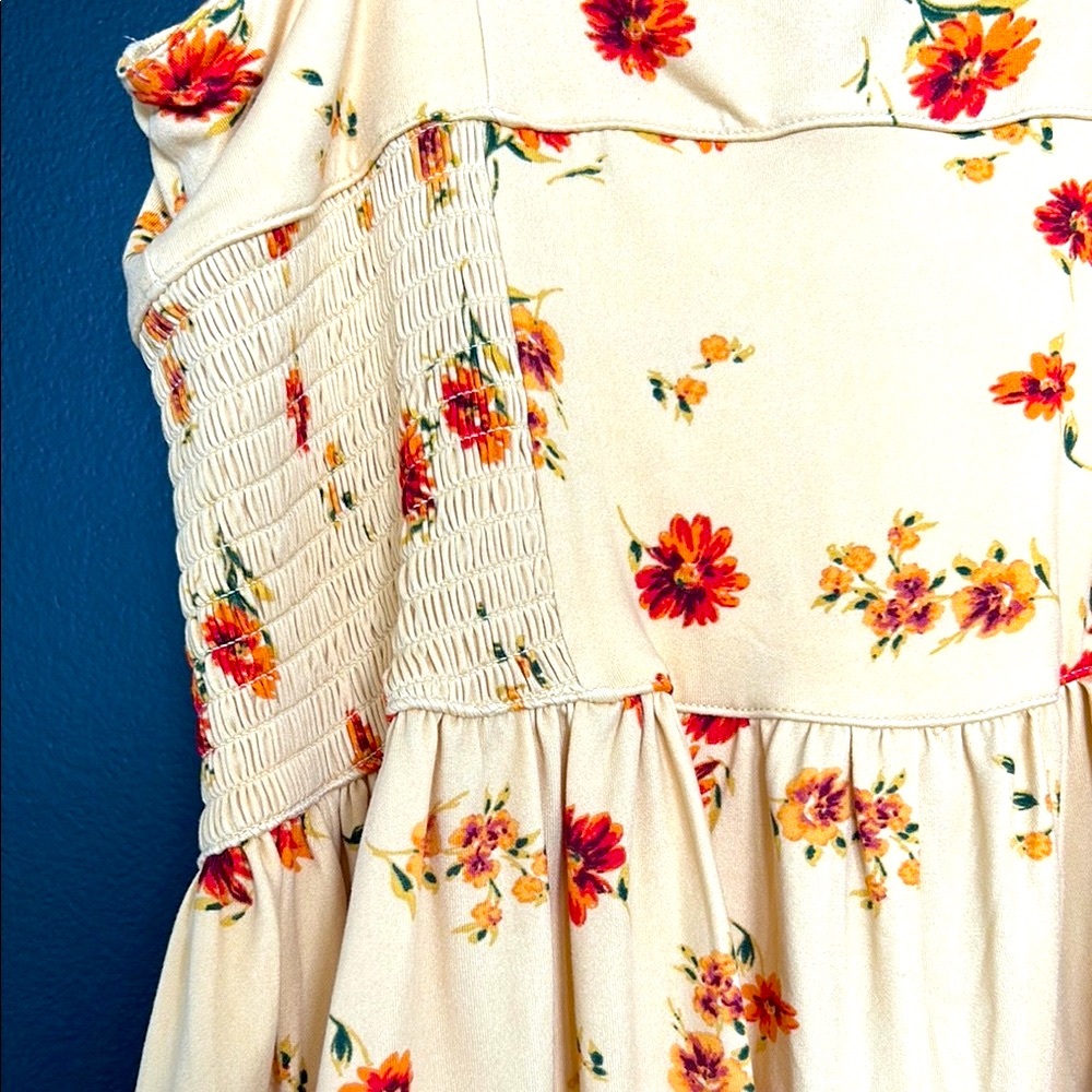 Floral Yellow Romper size Medium NWT - Picture 4 of 8